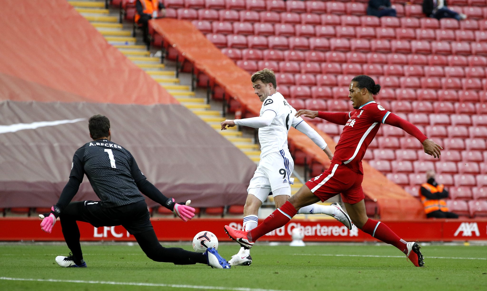 泰西的续约 泰西的续约